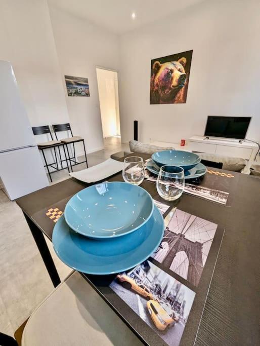 Magnifique T2 Refait A Neuf - Calme & Equipe Avec Parking Apartamento Grenoble